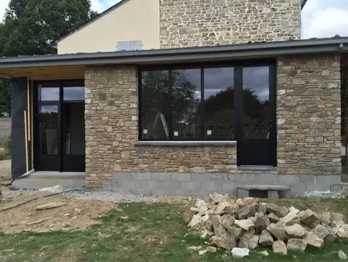 pose de fenêtre à Bain-de-Bretagne - image 4